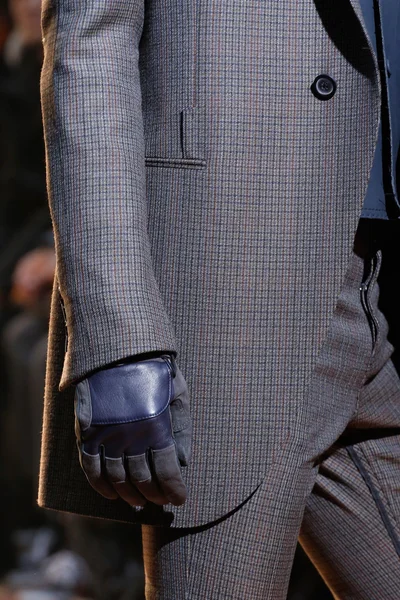 Look 47